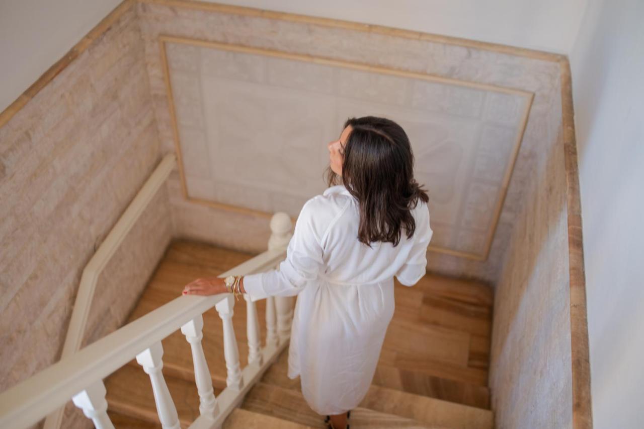 Marble Luxury Suites Karteros Exterior foto